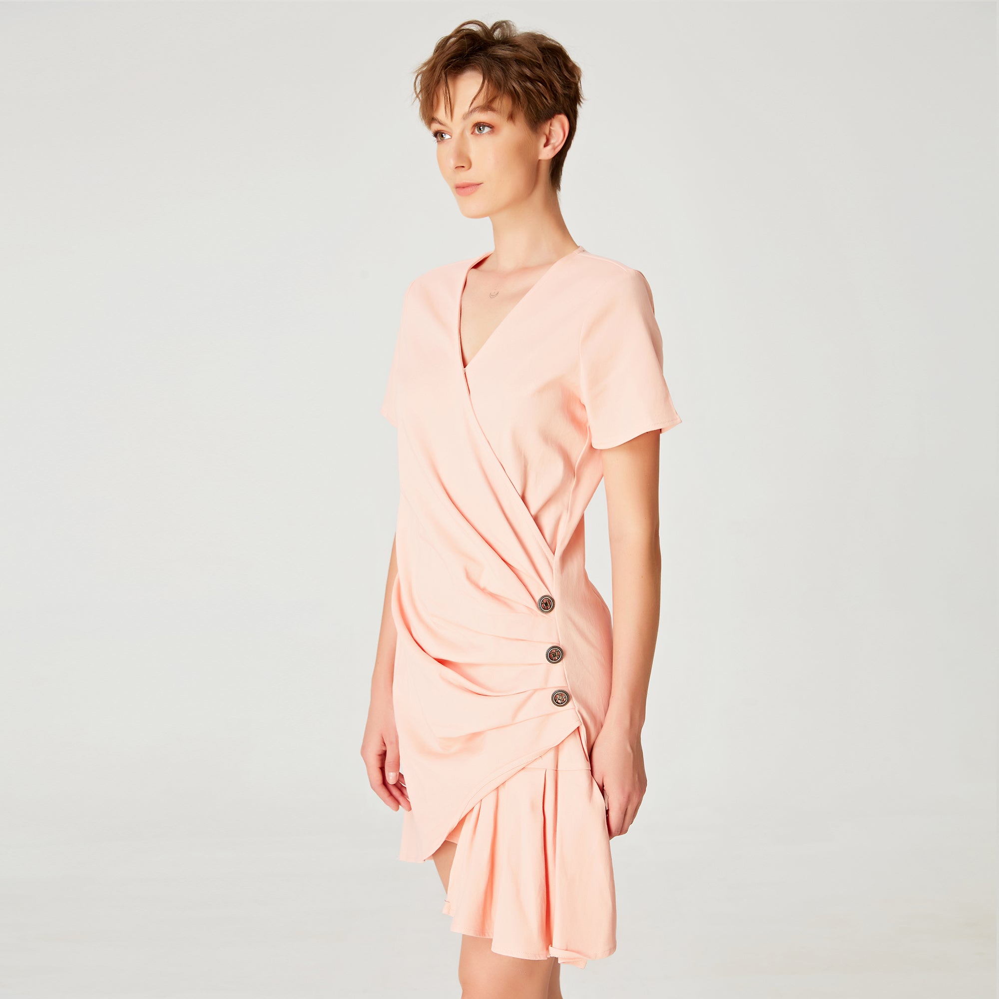 Robe courte asymétrique drapée en popeline