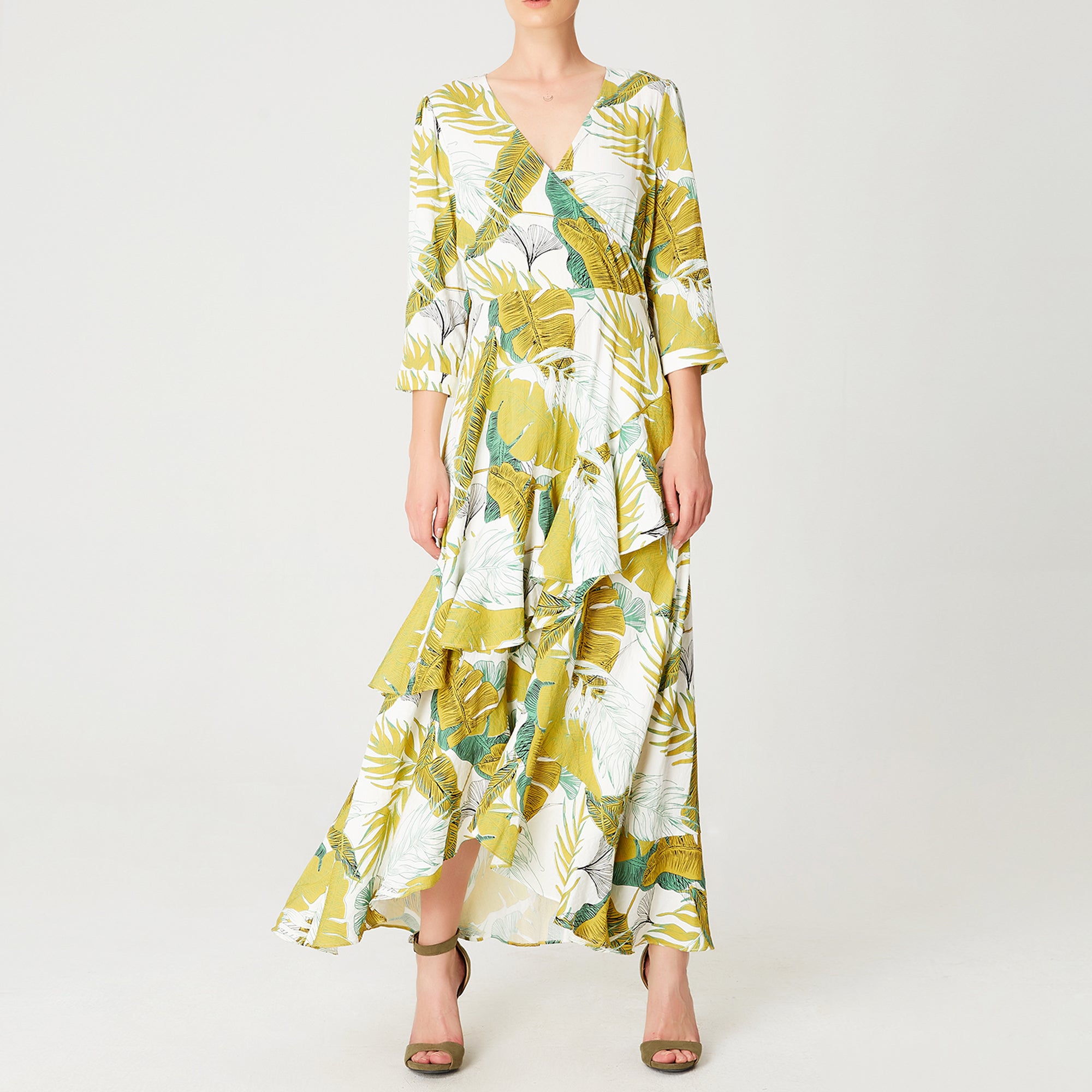 Robe midi à imprimé tropical et à volants plongeants et buste coeur-croisé