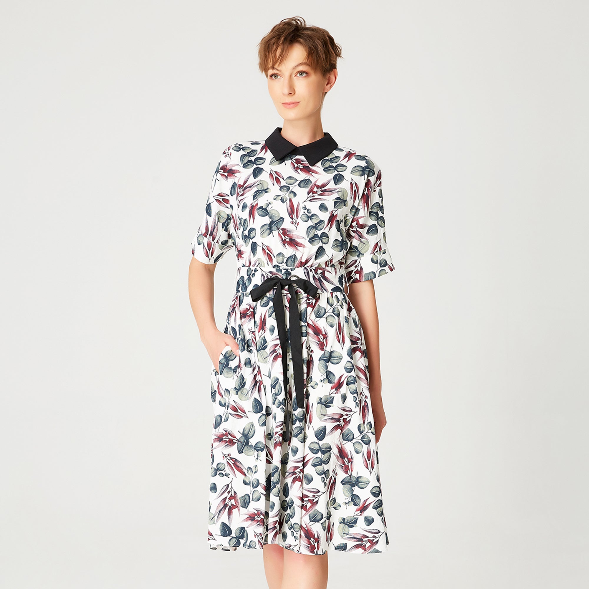 Robe à imprimé feuille et col contrasté