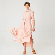 Longue robe chemise minimaliste