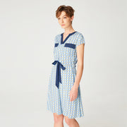 Robe tunique à ceinture coulissante et imprimé géométrique