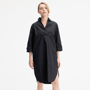 Robe chemise minimaliste en coton