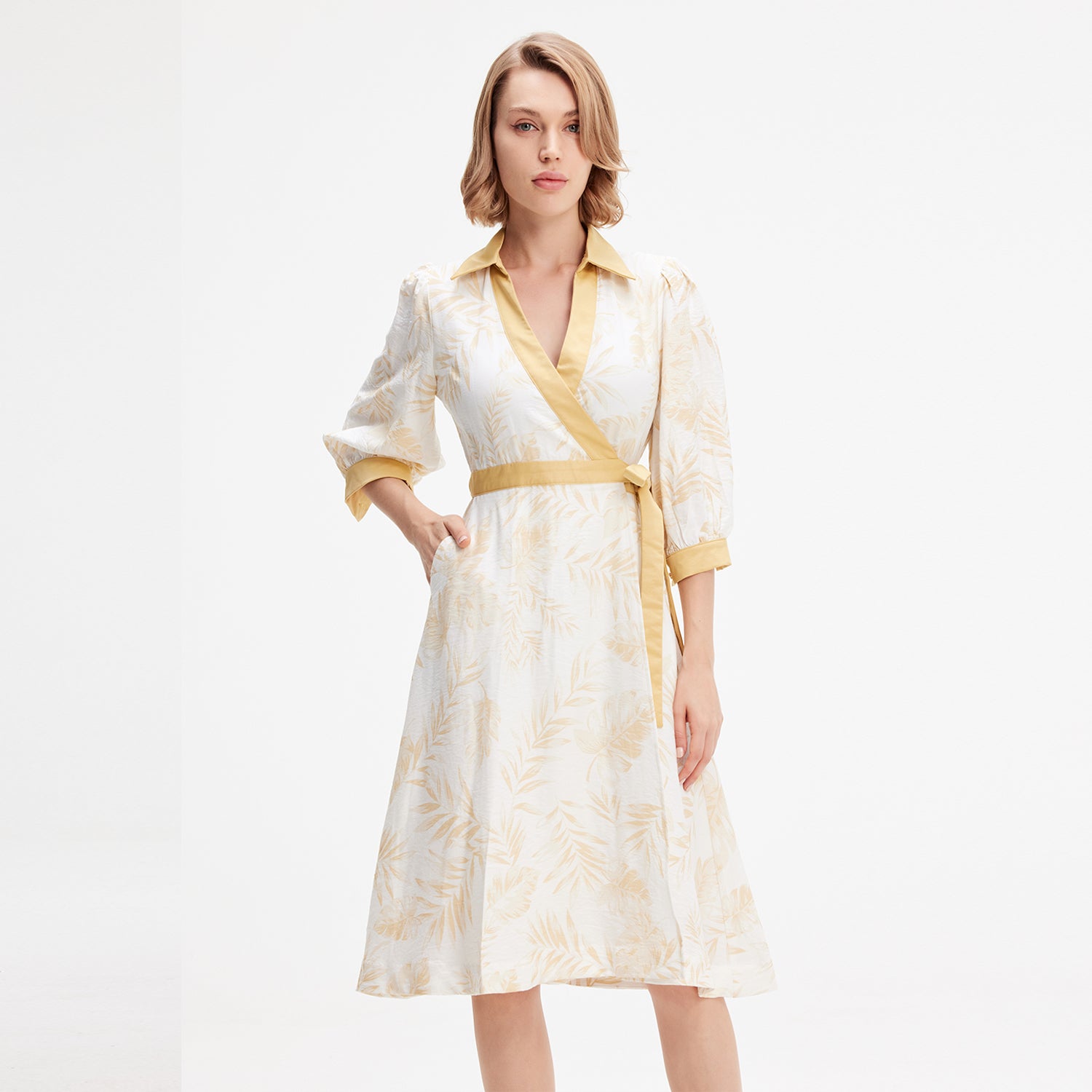 Robe portefeuille bi-matières à imprimé tropical en viscose