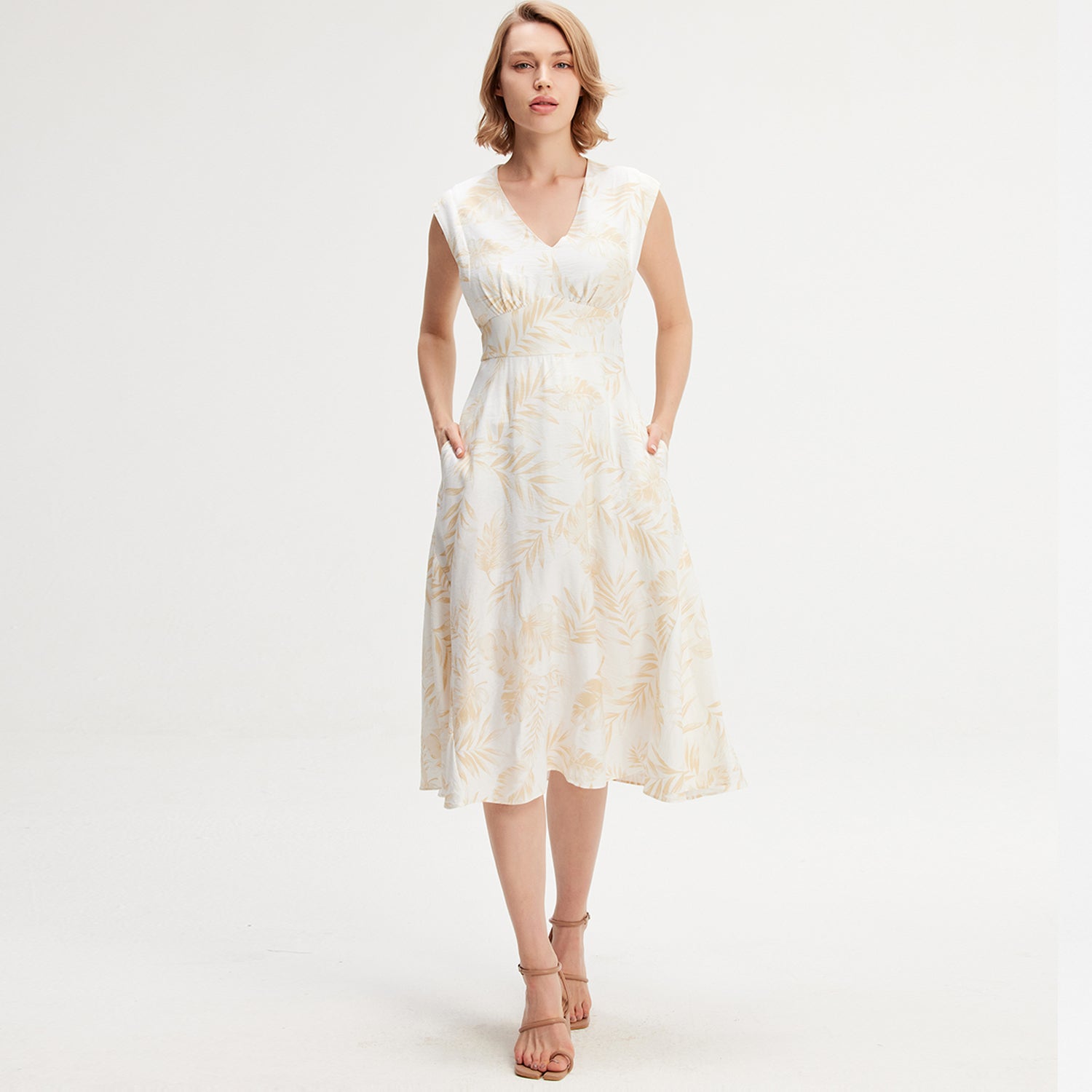 Robe sans manche à viscose évasée à imprimé tropical