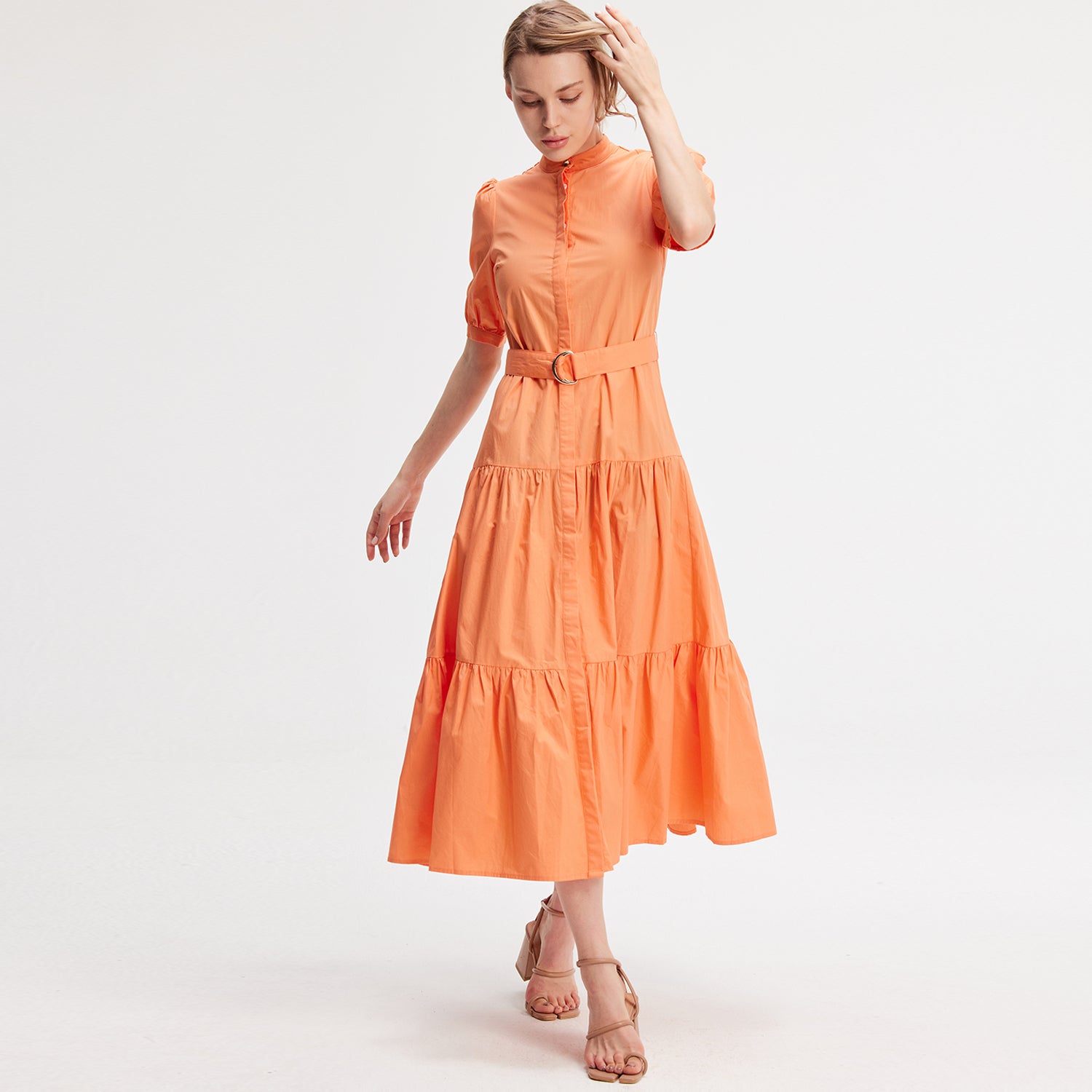 Robe chemise en coton à ceinture ajoutée