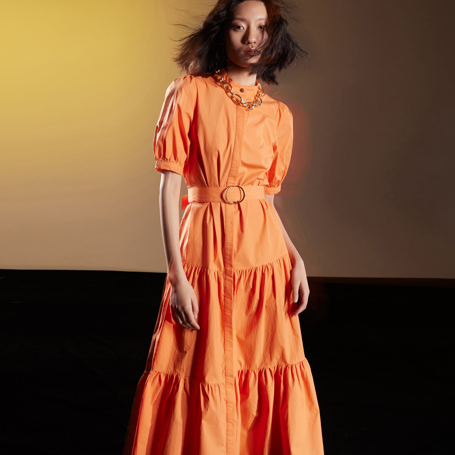 Robe chemise en coton à ceinture ajoutée