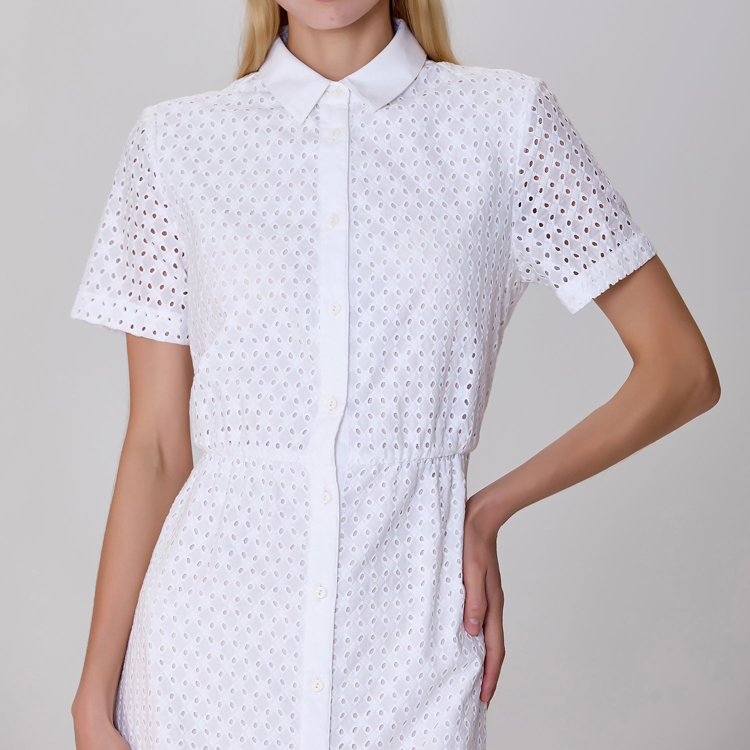 Robe chemise en dentelle de coton