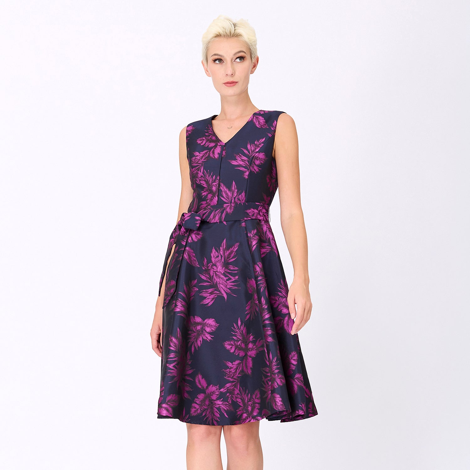 Robe patineuse brocart à motif floral