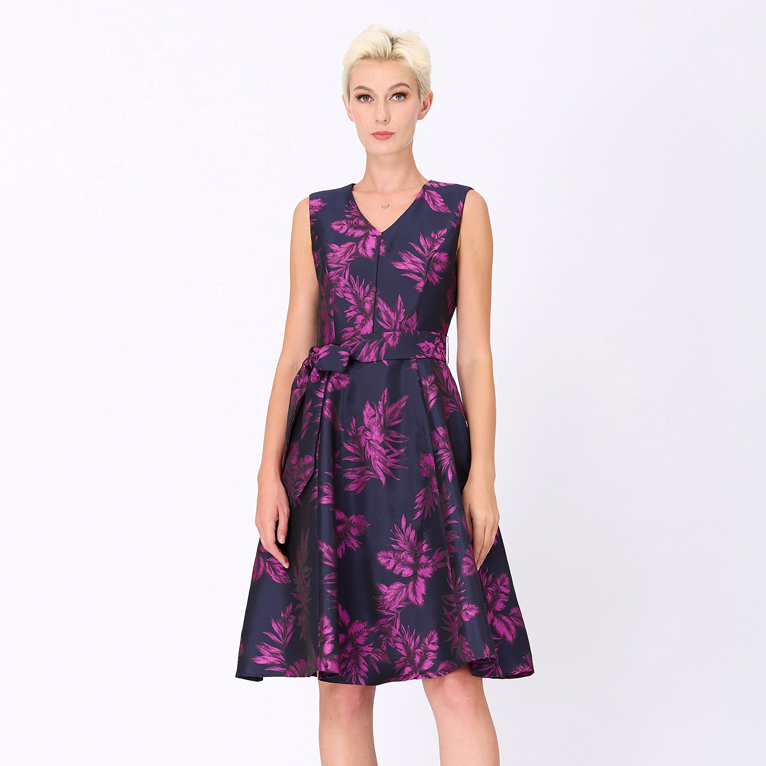 Robe patineuse brocart à motif floral