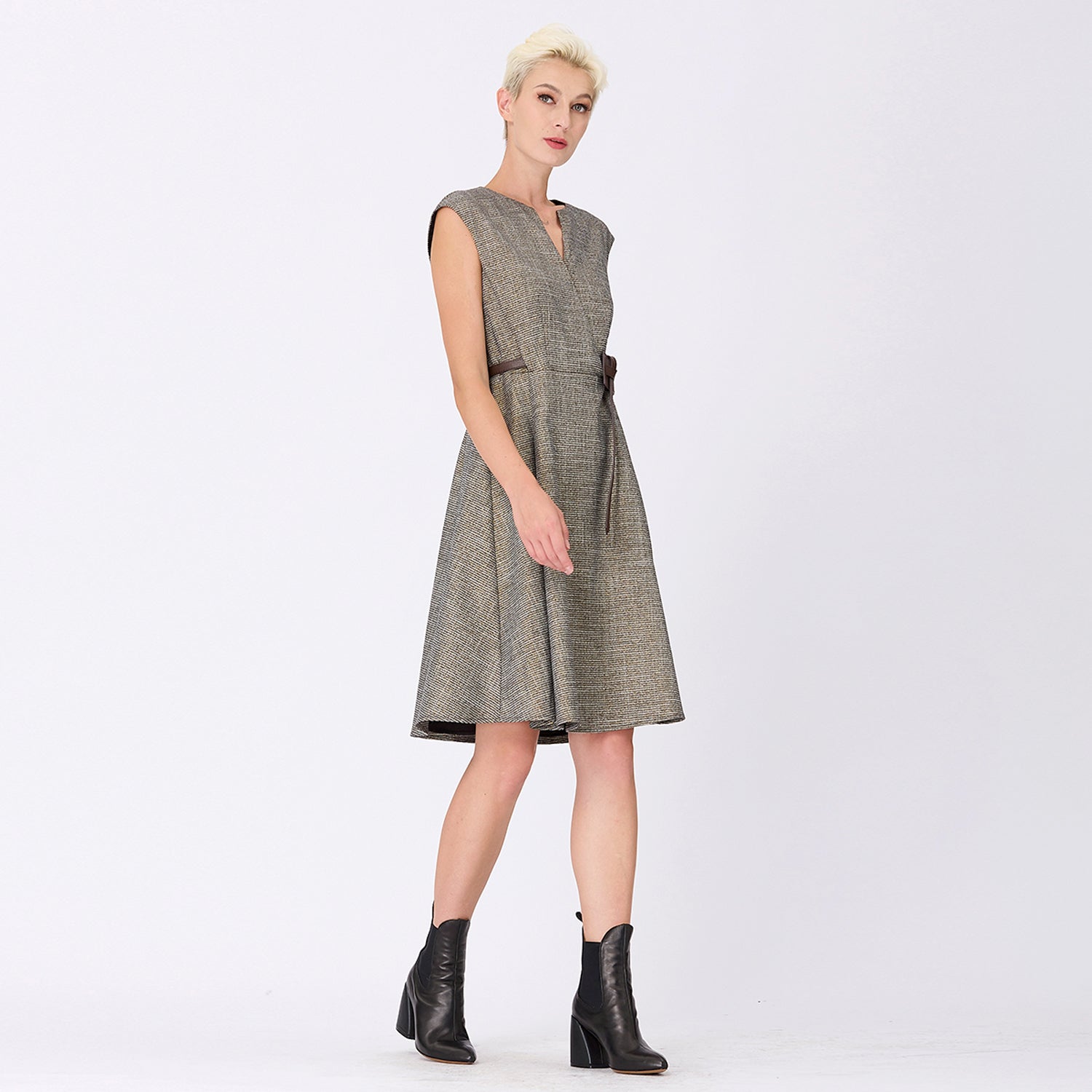Robe trapèze à effet croisé
