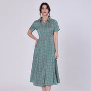 Robe-chemise à imprimé floral rétro