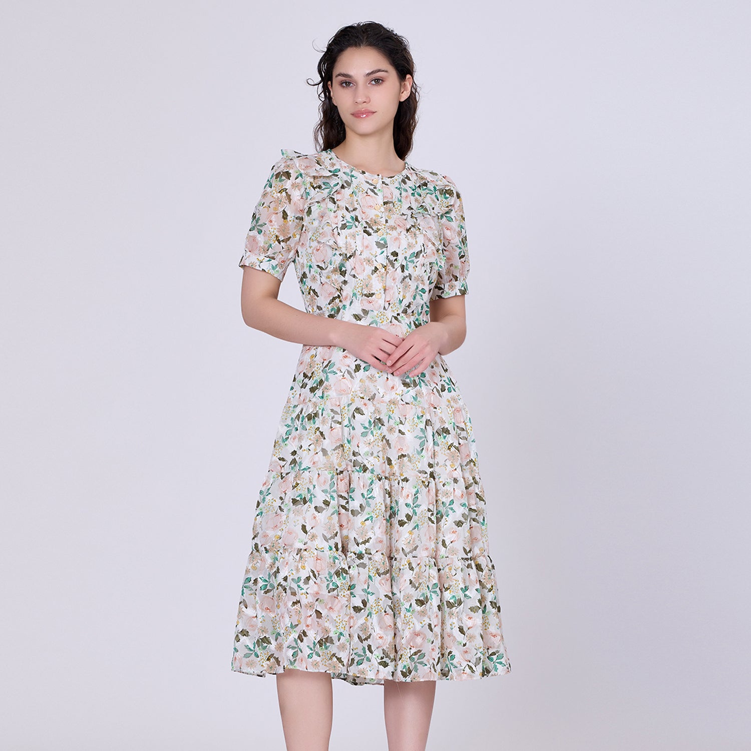 Robe florale mi-longue en mousseline