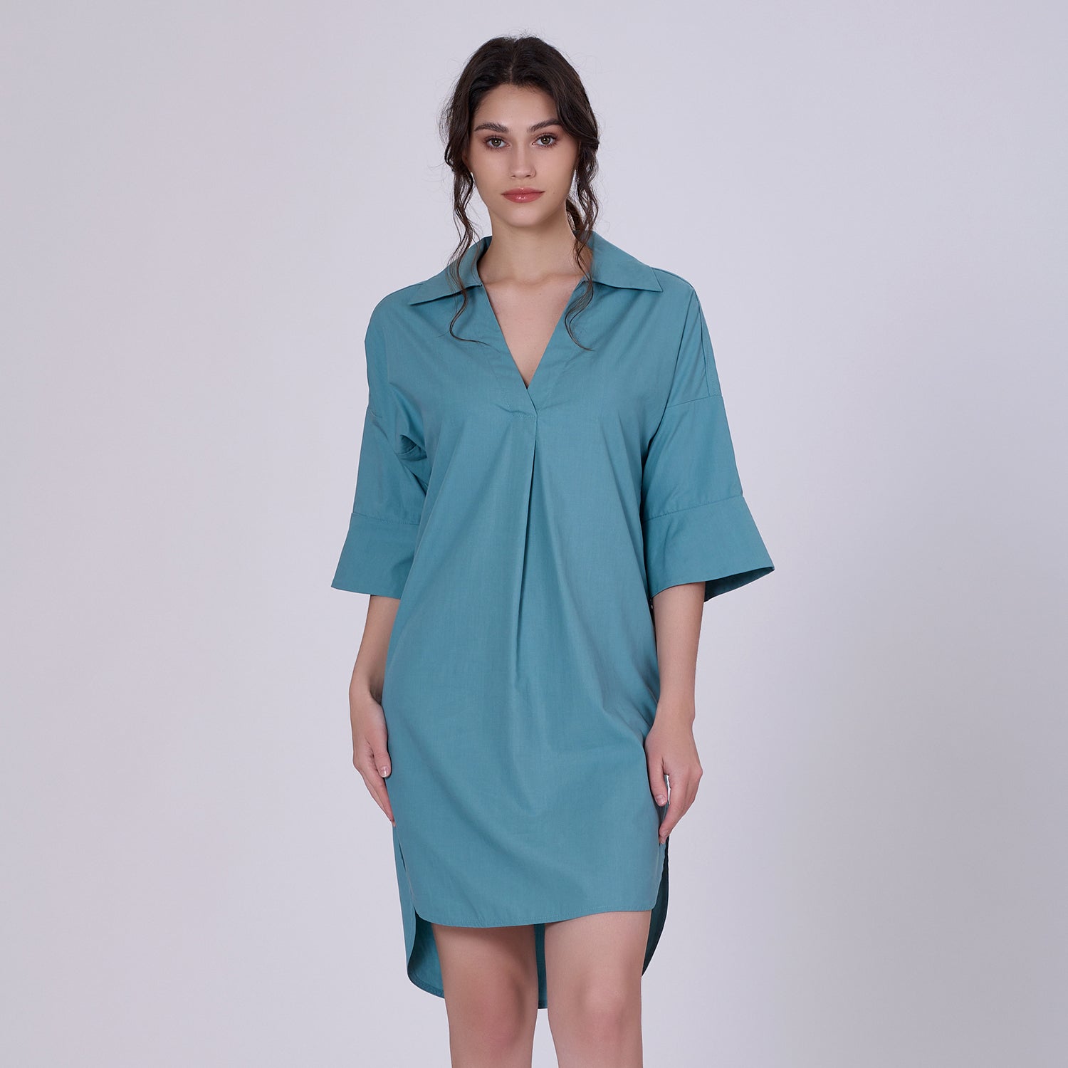 Robe chemise minimaliste en coton