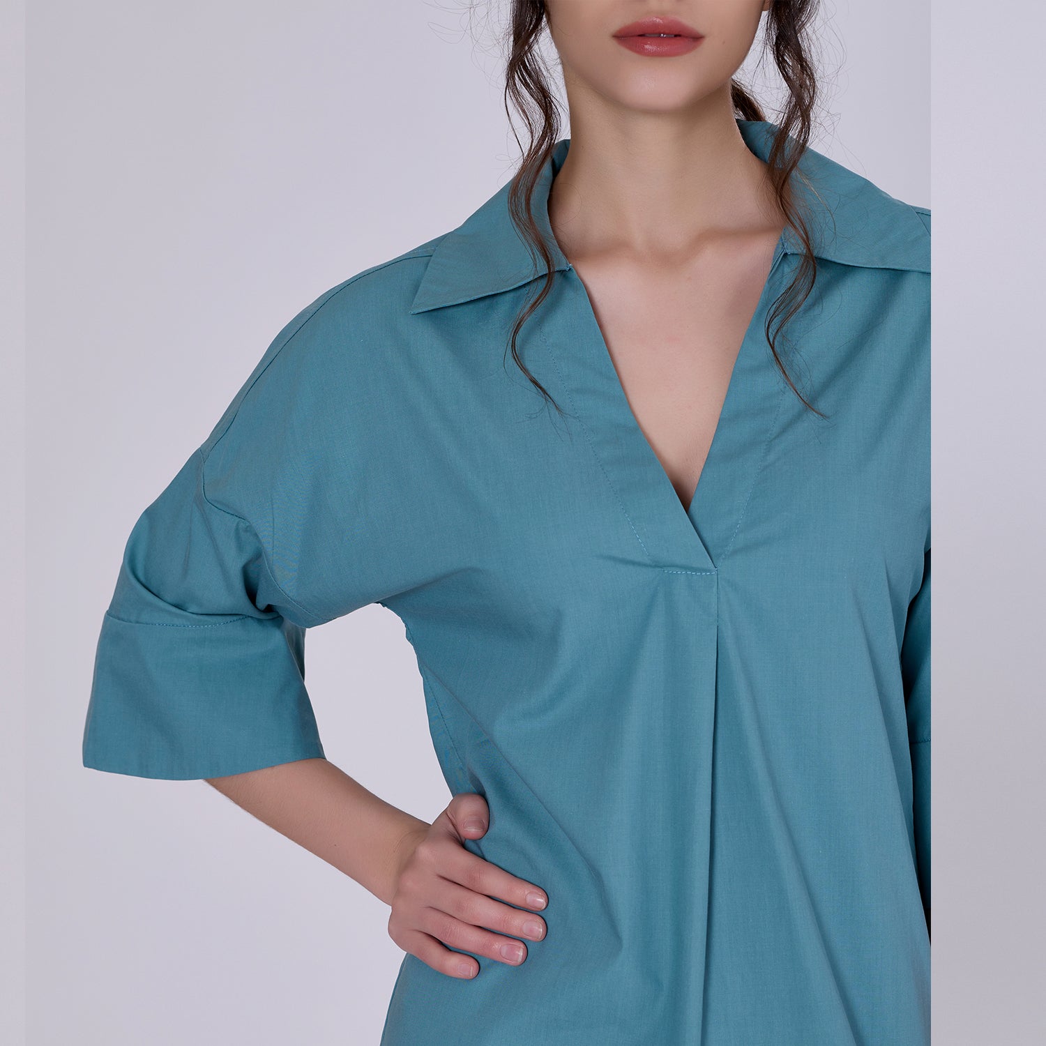 Robe chemise minimaliste en coton