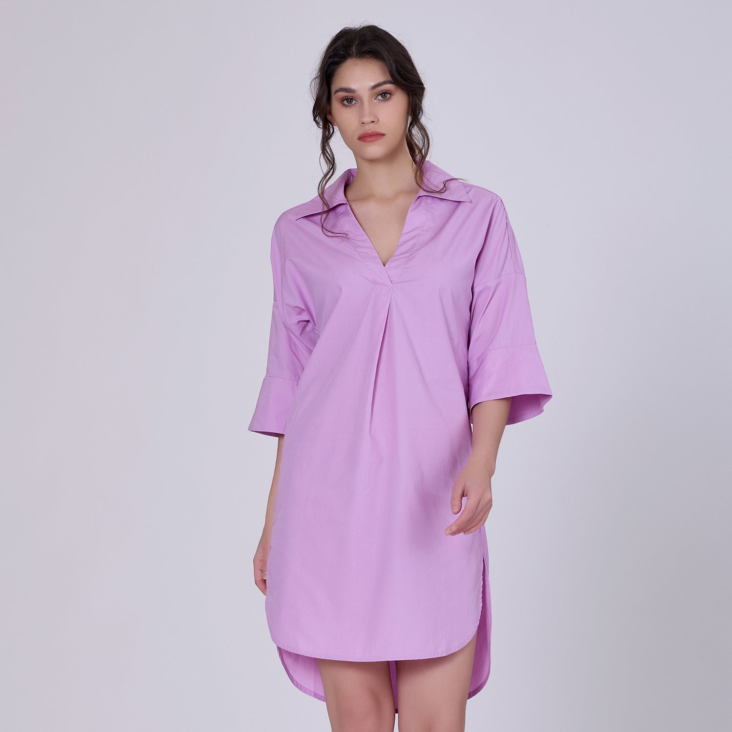 Robe chemise minimaliste en coton