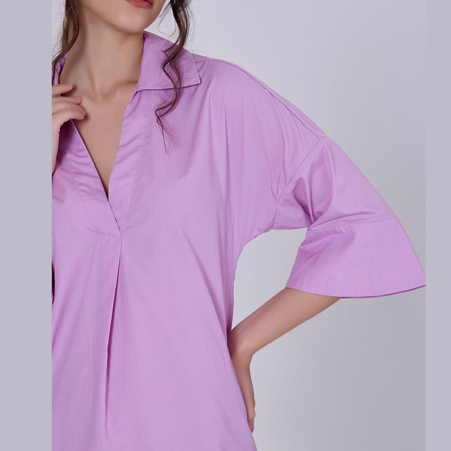 Robe chemise minimaliste en coton