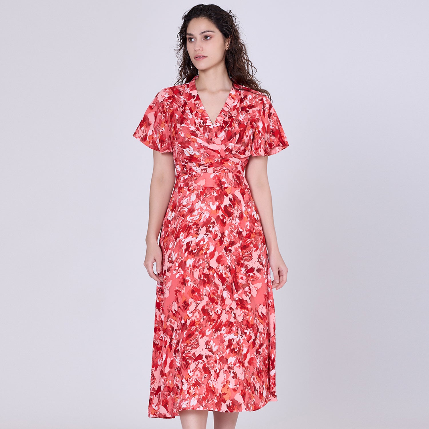 Robe midi à effet croisé et imprimé abstrait