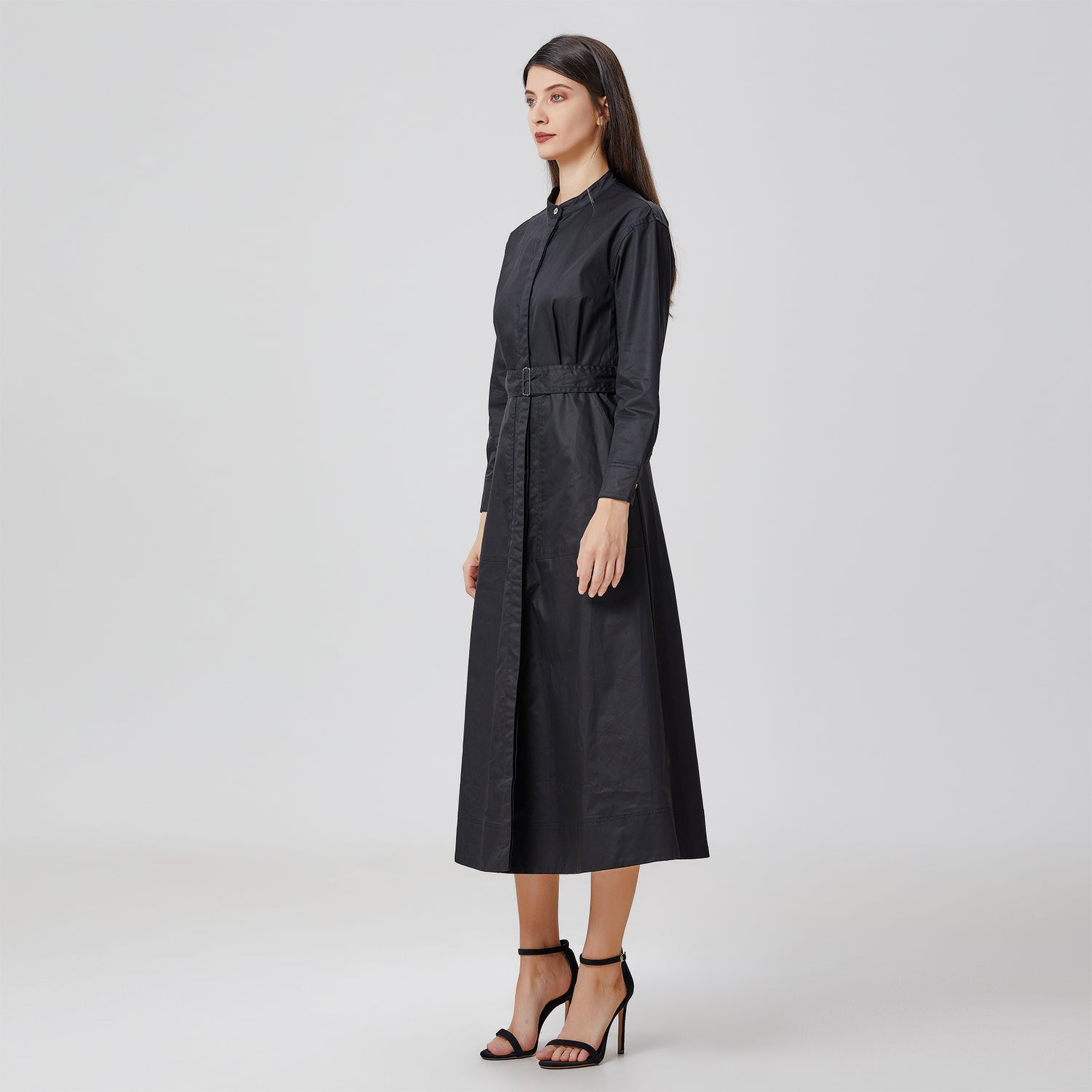 Robe-chemise en coton et col montant