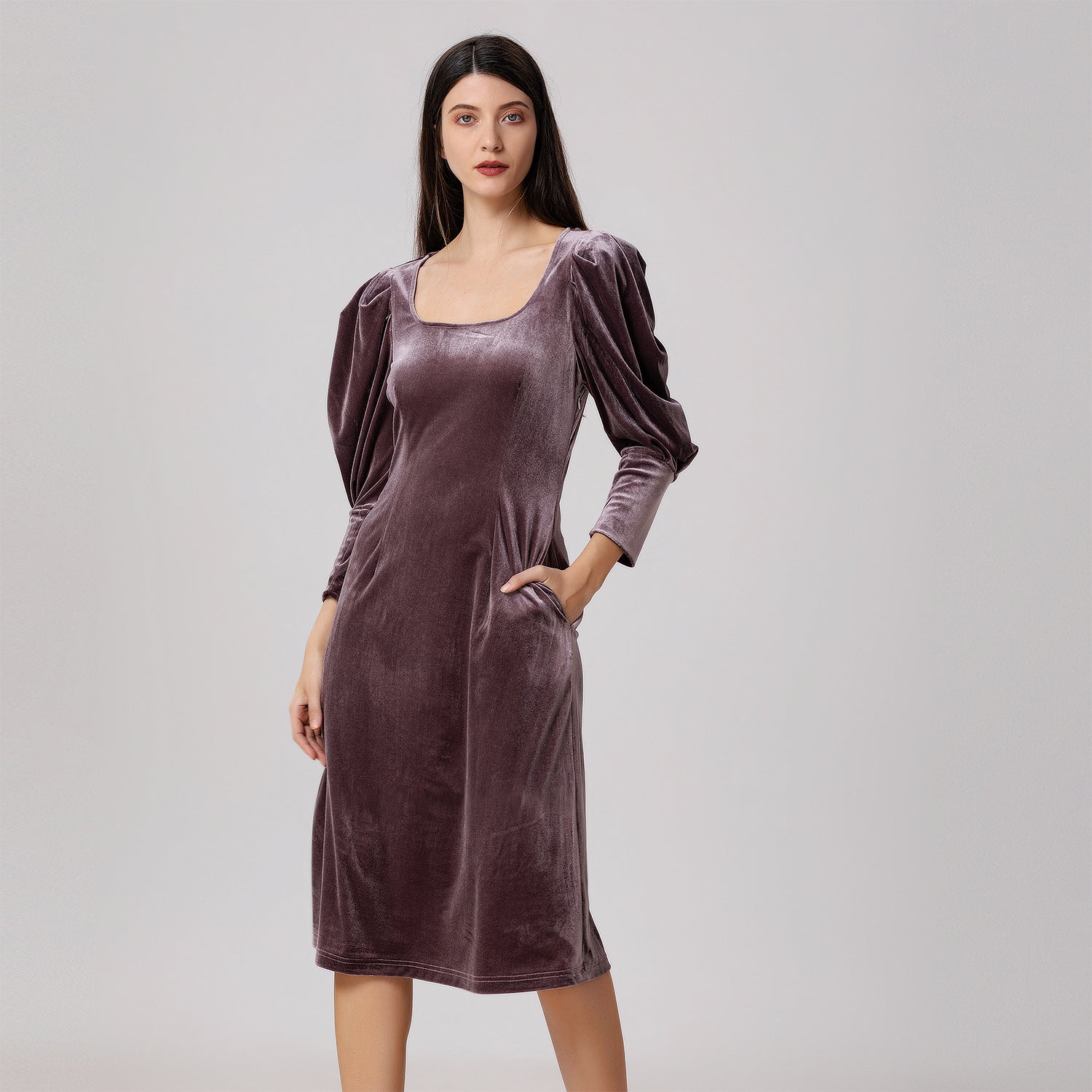 Robe en velours à manches bouffantes