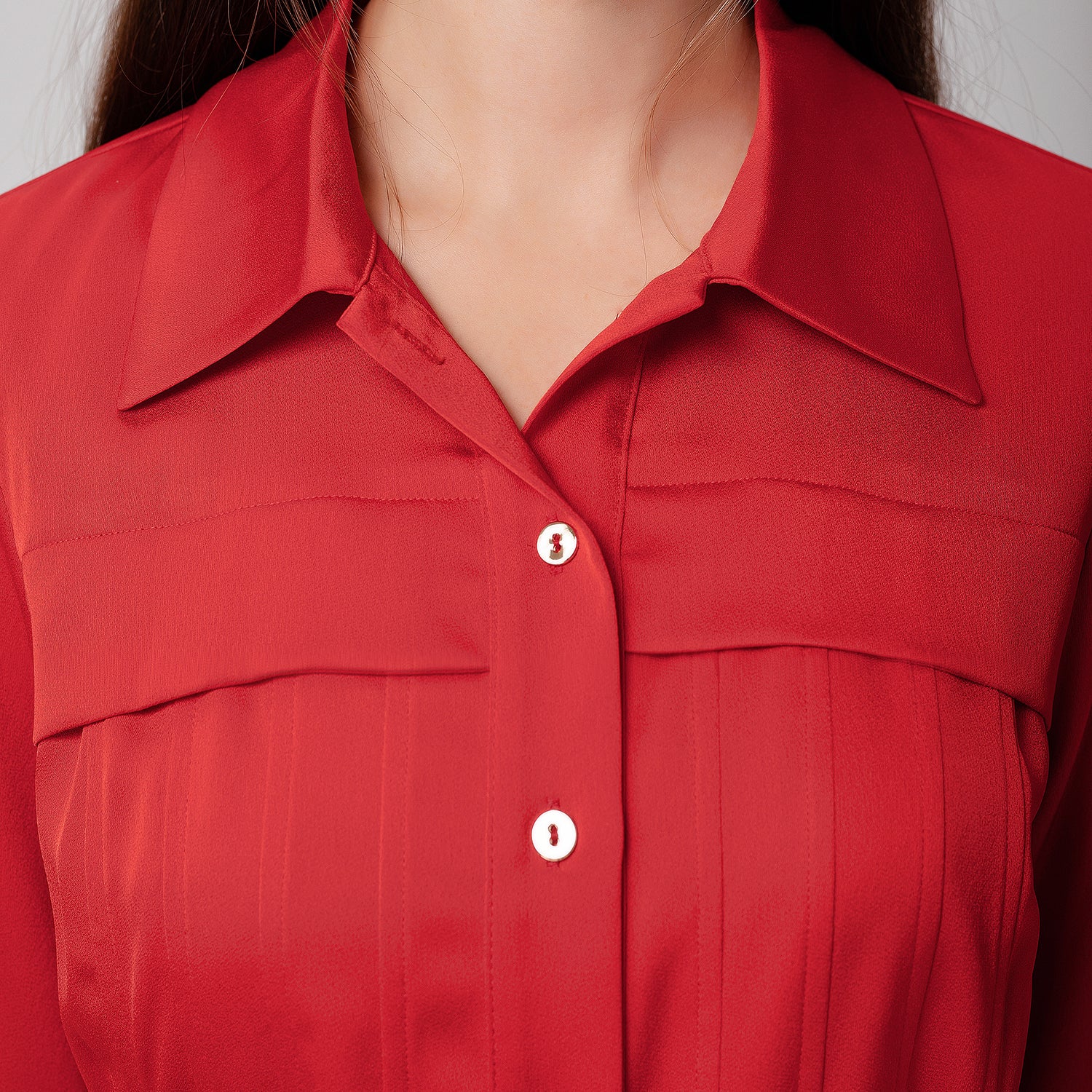 Robe-chemise à plis surpiqués