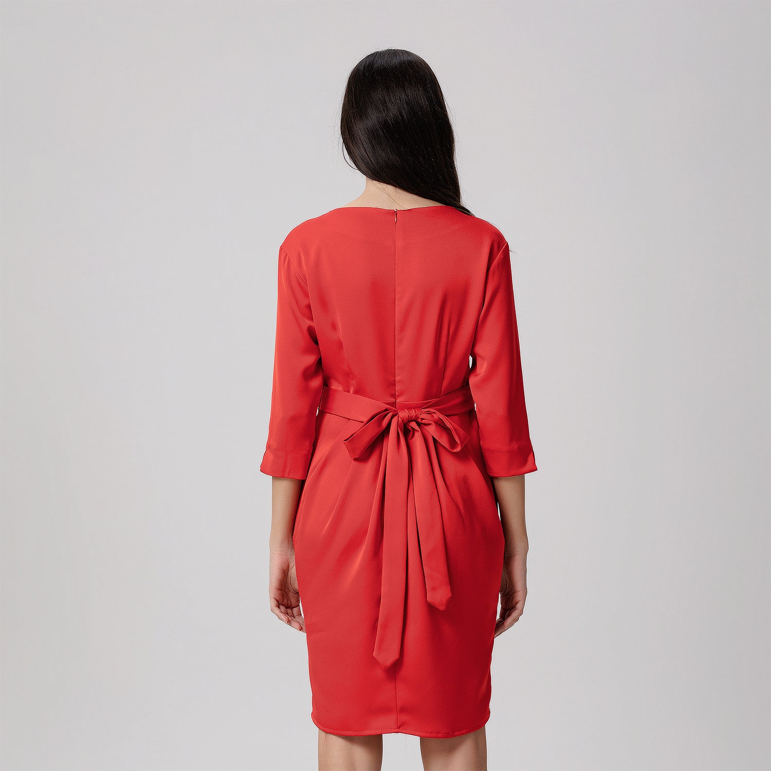Robe taille soulignée et plis