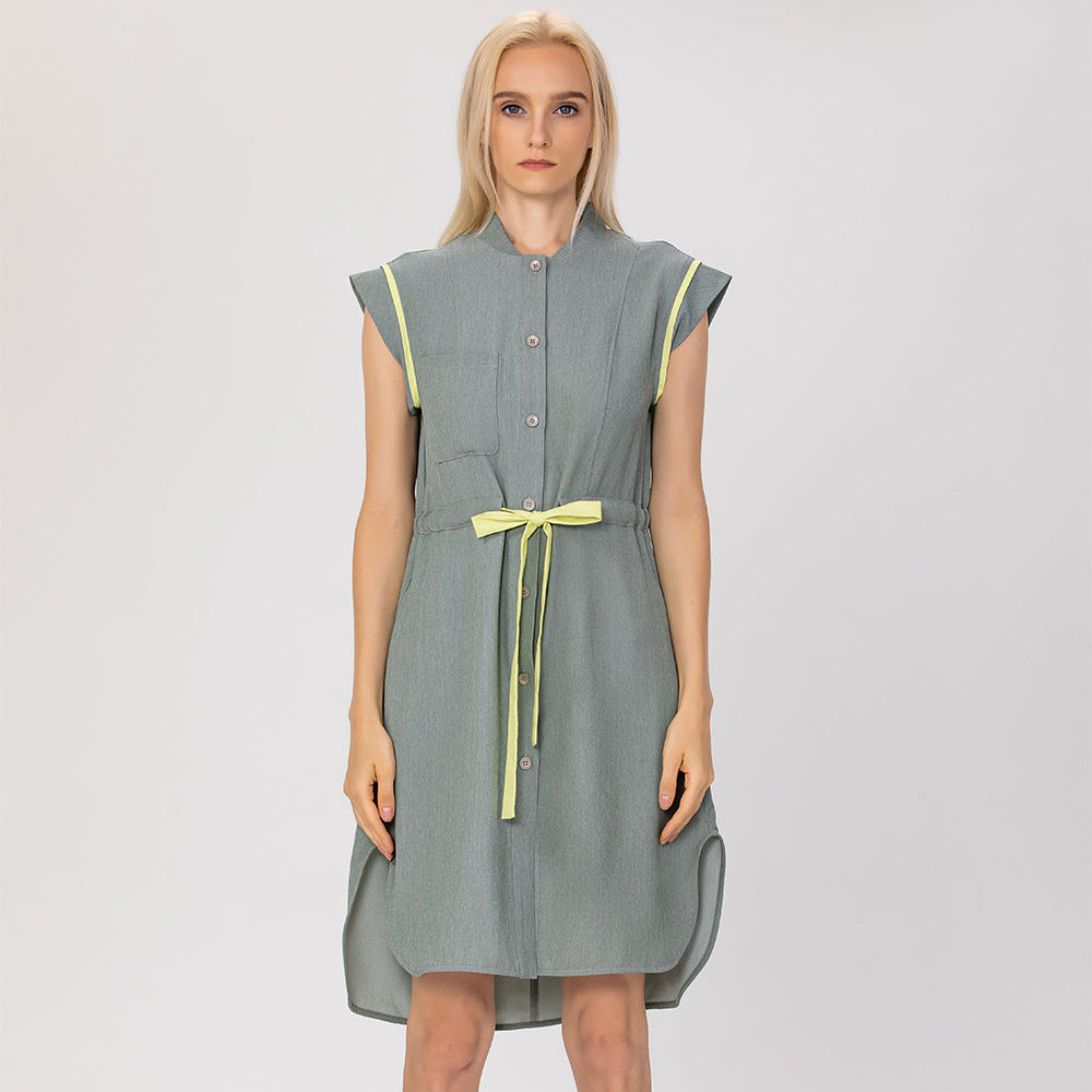 Robe chemisier sans manches à ceinture contrastée