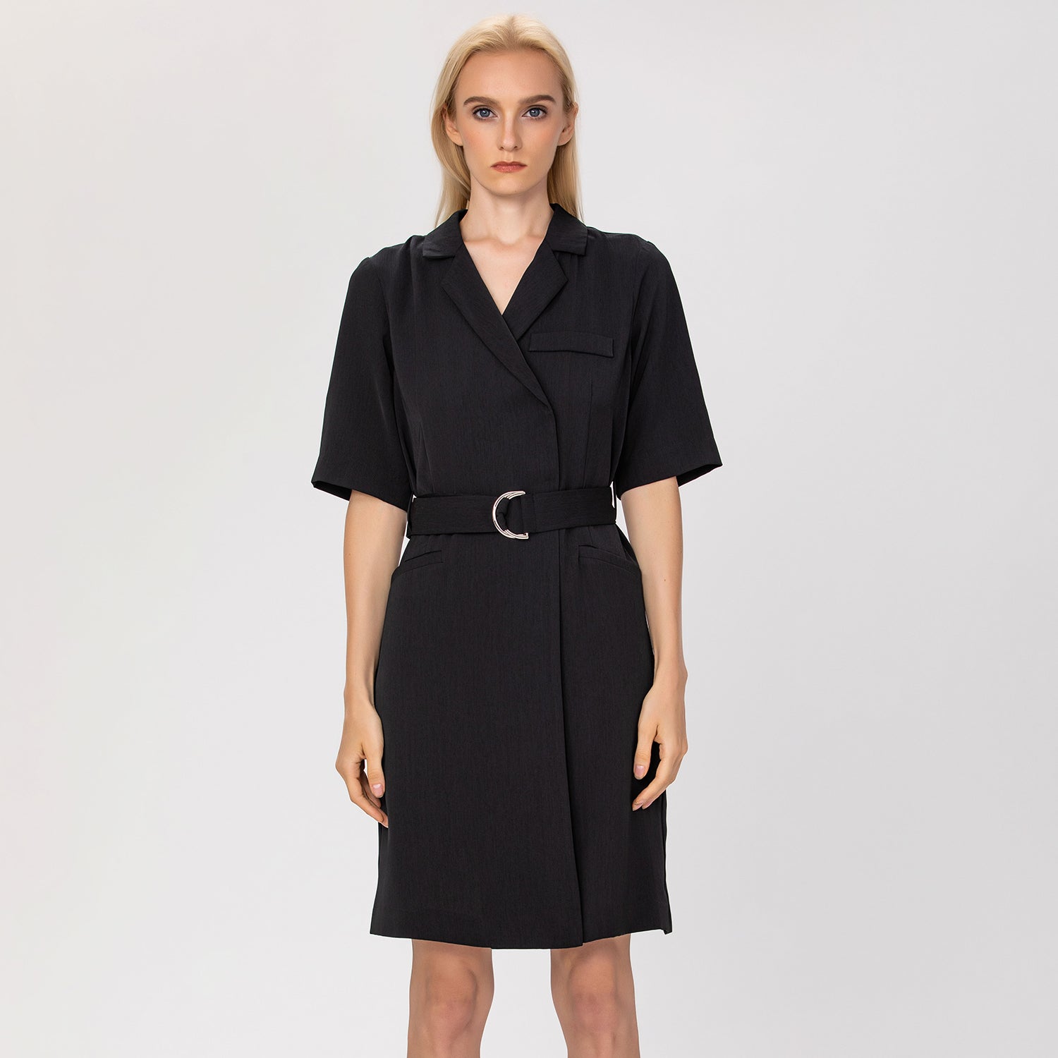 Robe portefeuille tailleur avec ceinture