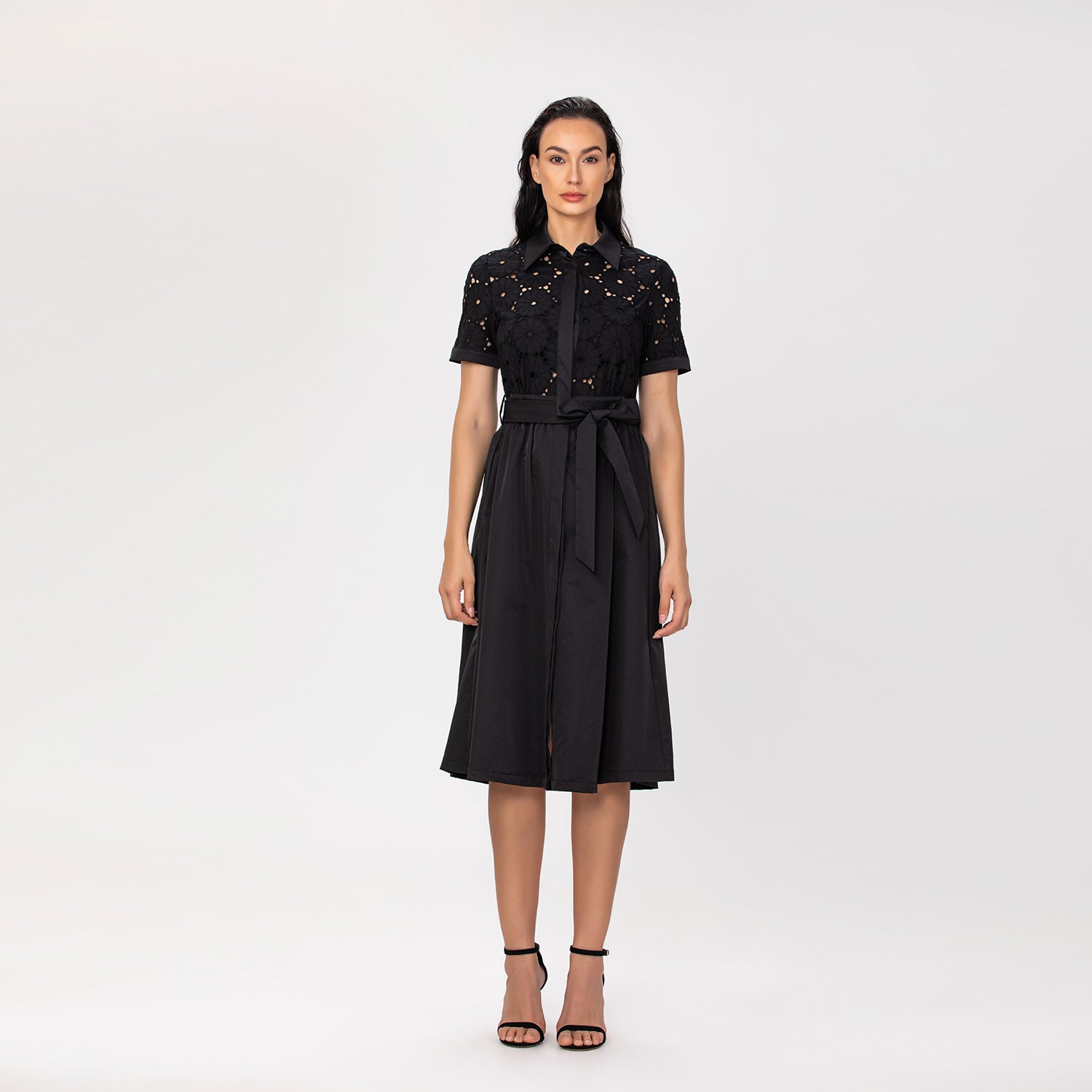 Robe chemise en dentelle et coton avec ceinture - Smart & Joy