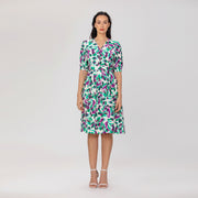 Robe midi à imprimé coloré et manches courtes