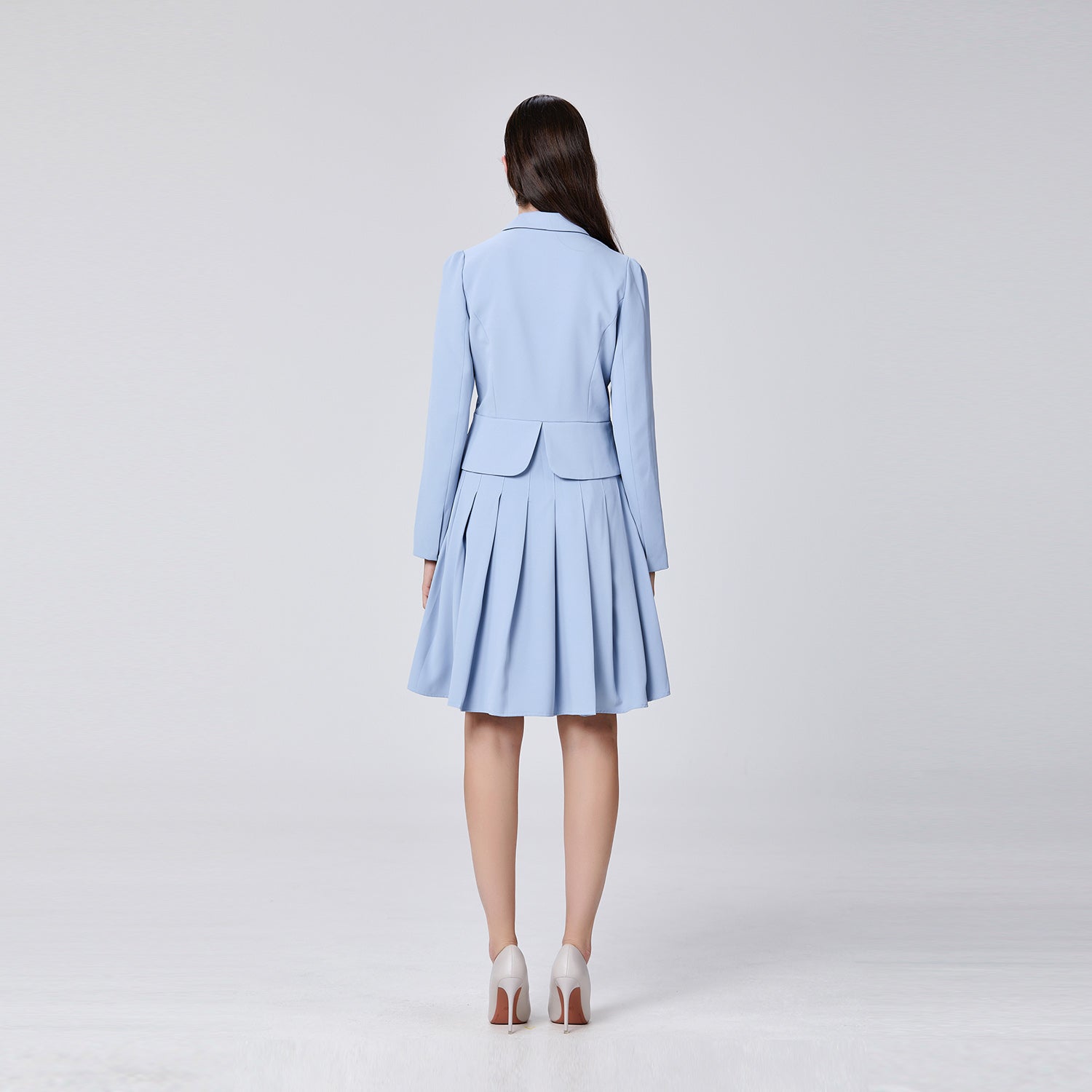 Robe patineuse effet veste