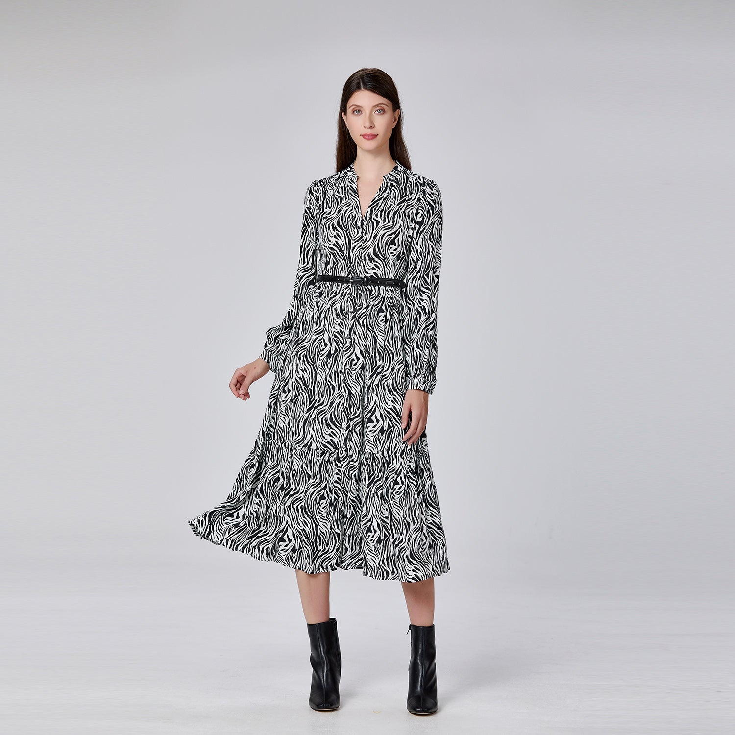 Robe chemise imprimée à décolleté en V