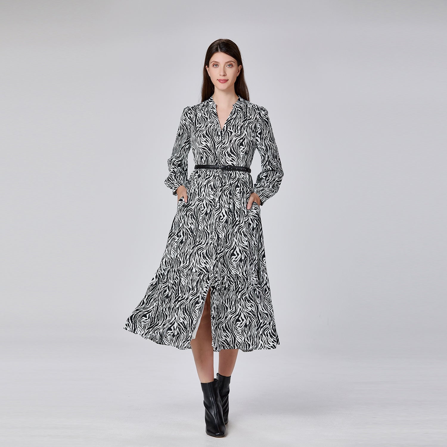 Robe chemise imprimée à décolleté en V