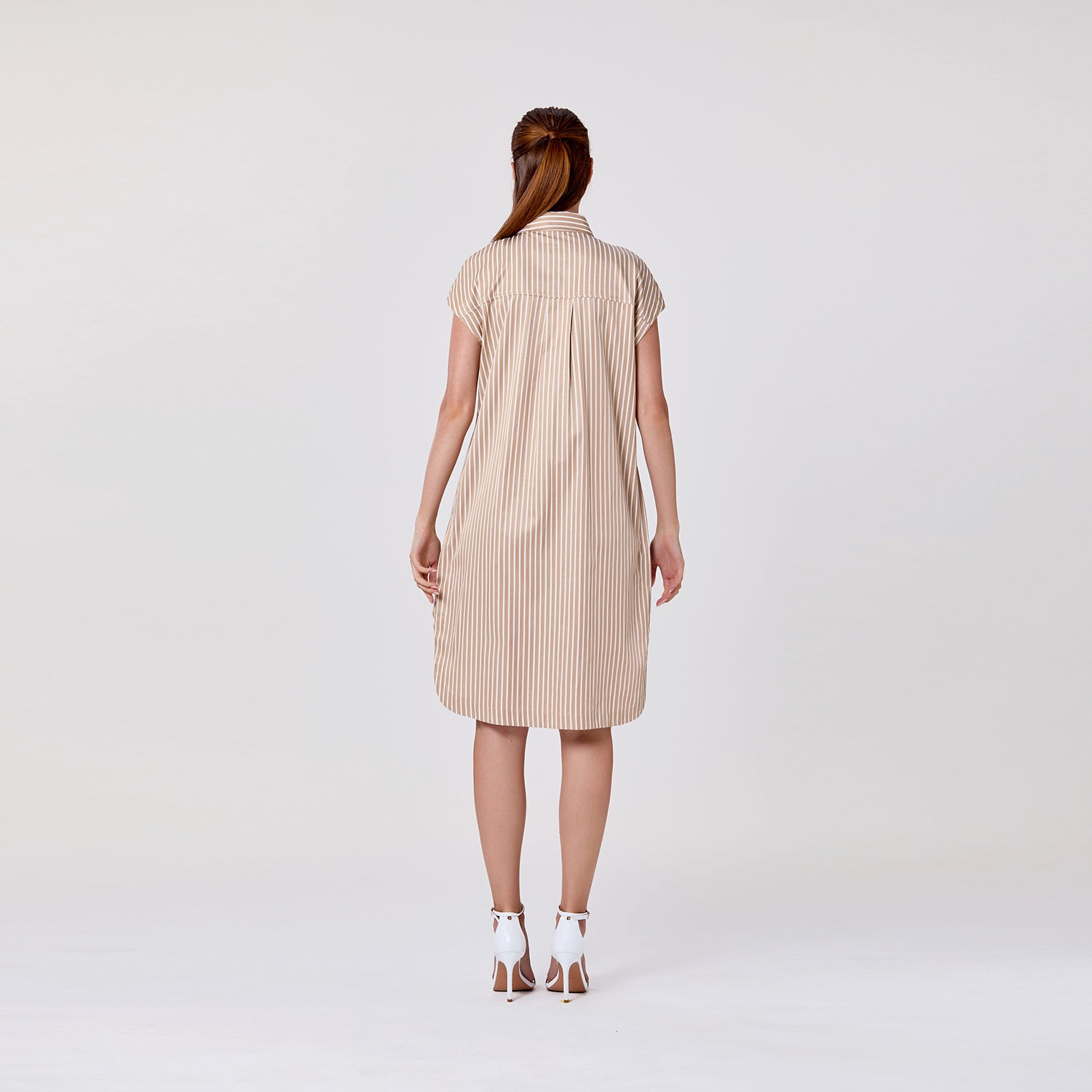 Robe chemise droite à rayures