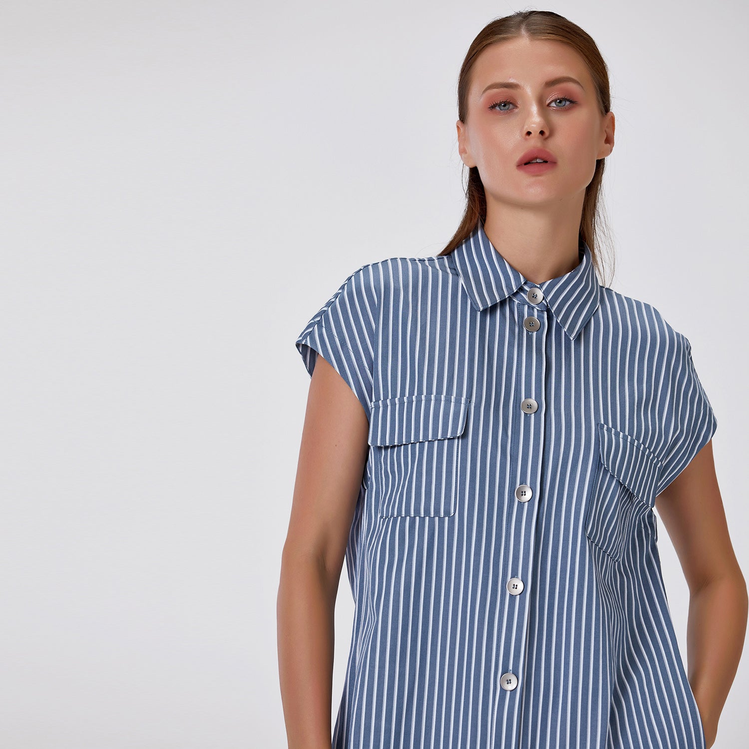 Robe chemise droite à rayures