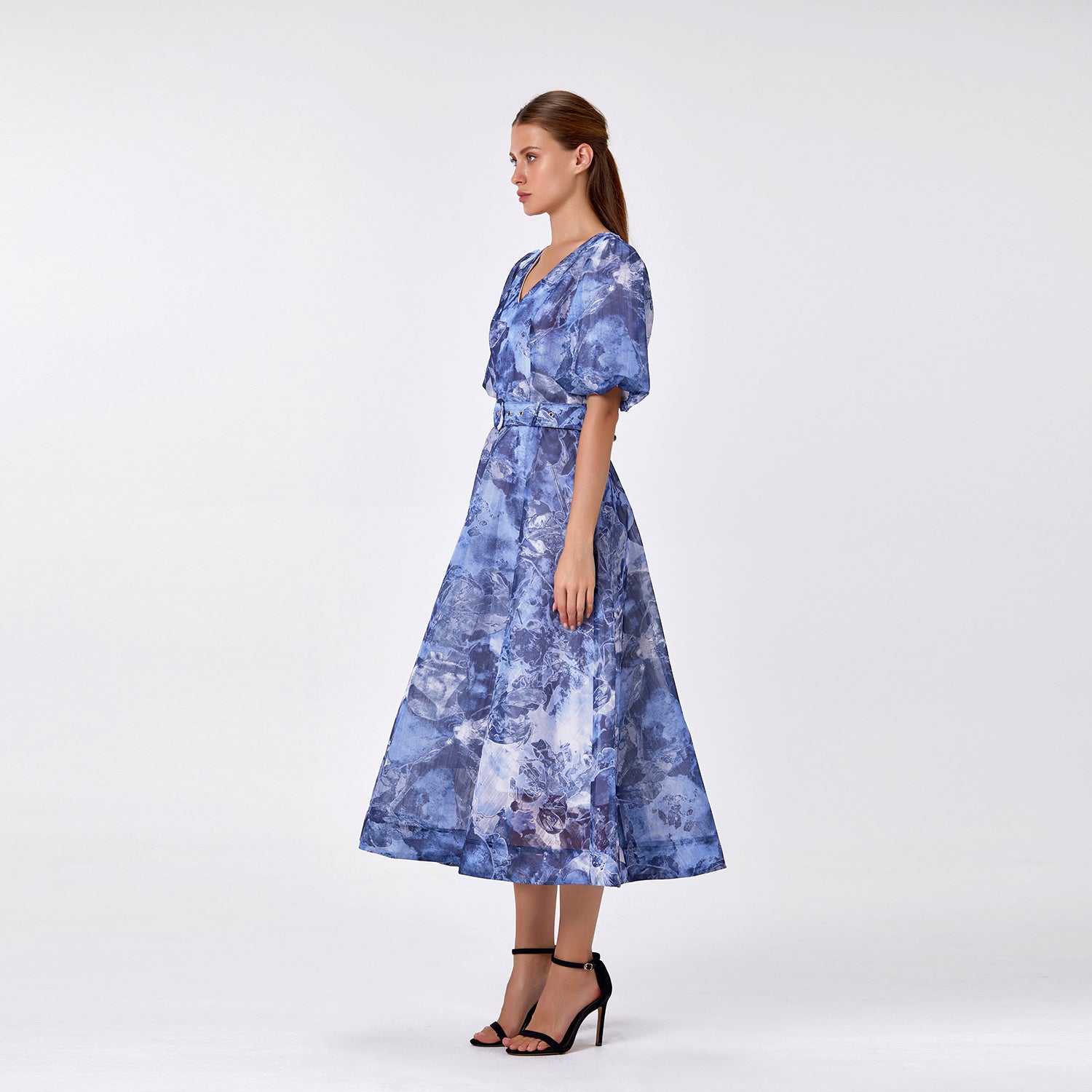 Robe ceinturée en organza