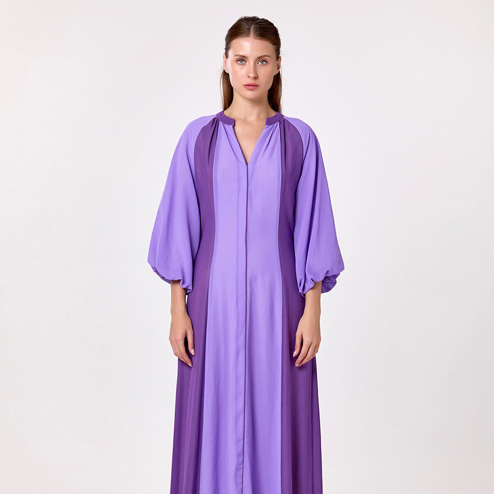 Robe longue bicolore à manches bouffantes
