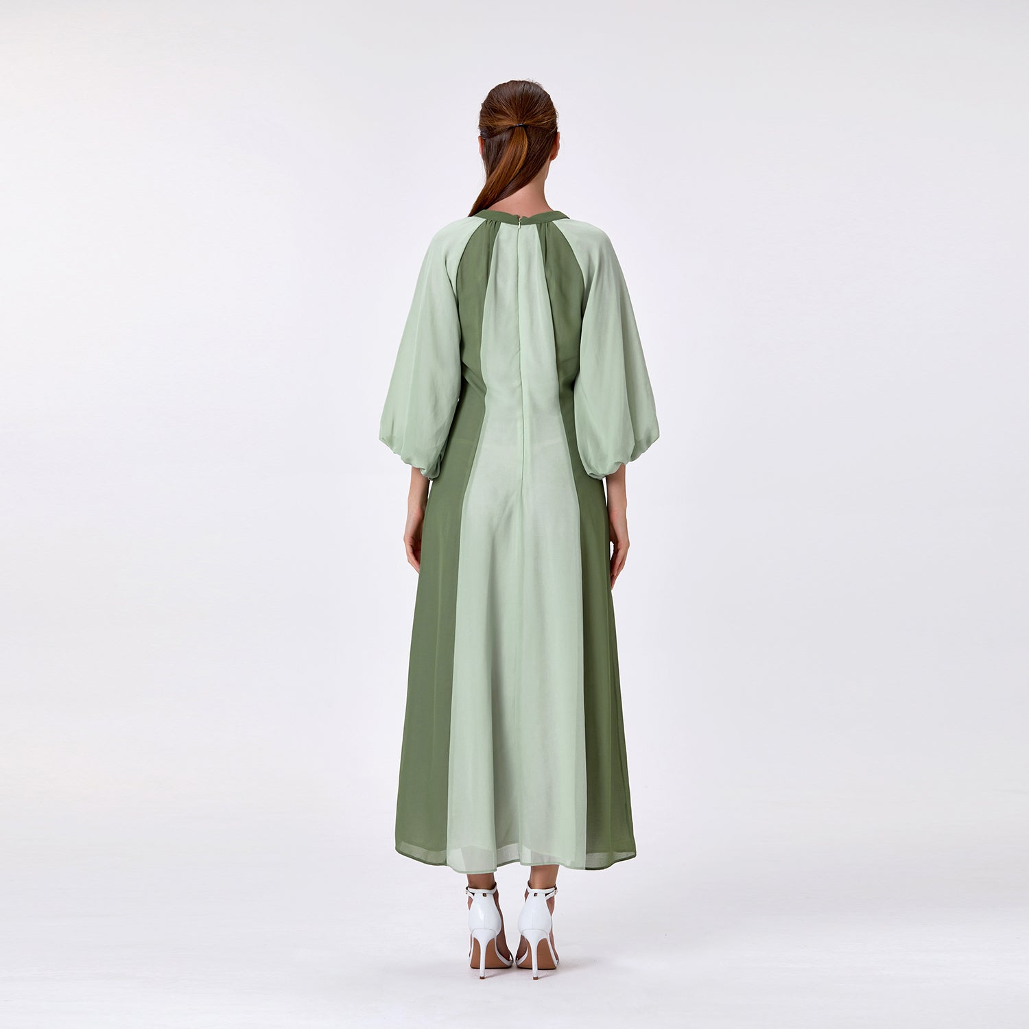 Robe longue bicolore à manches bouffantes - Smart & Joy