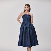 Robe bustier évasée en jacquard métallisé