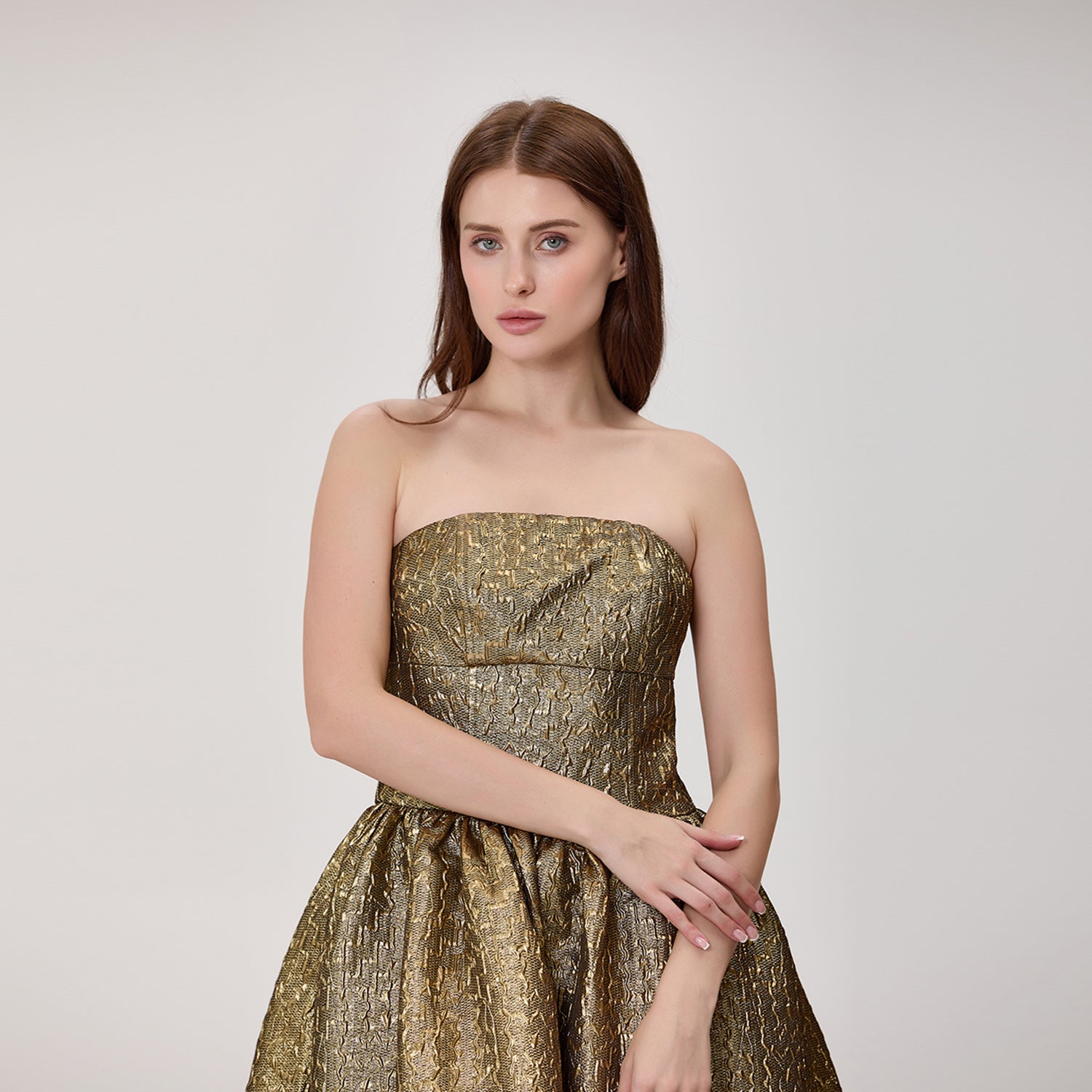 Robe bustier évasée en jacquard métallisé