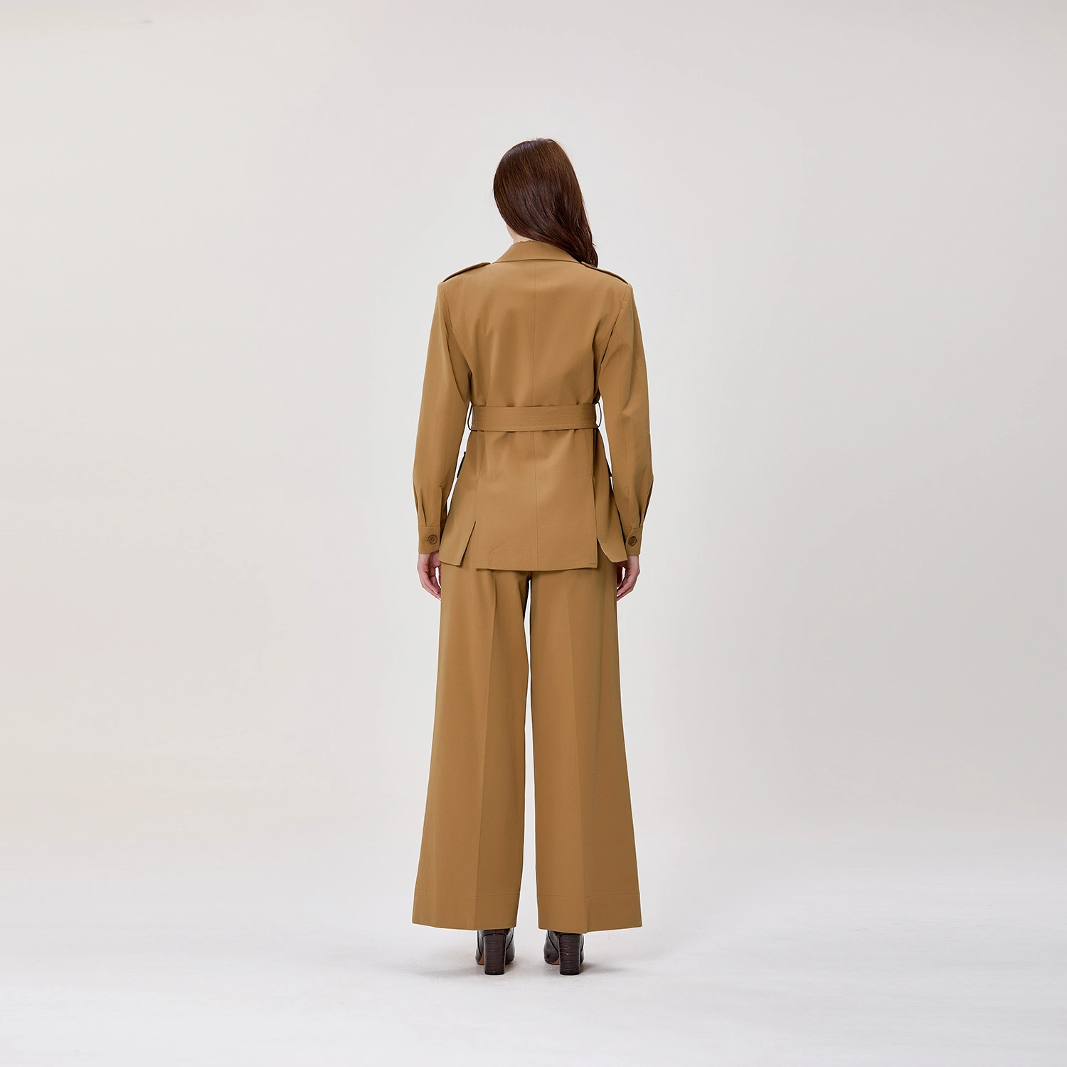 Veste Saharienne à Ceinture et Poches à Rabat