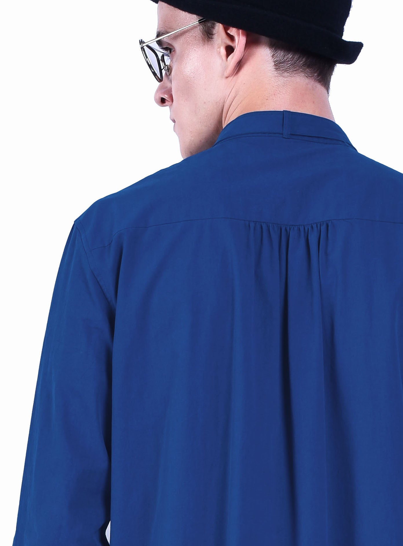 Chemise en coton avec plastron surpiqué et col amovible