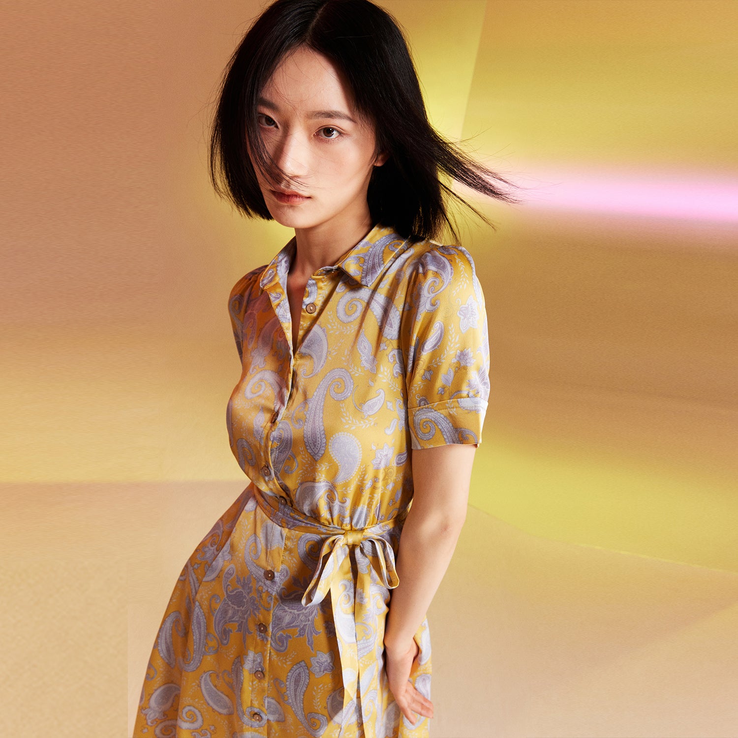Robe chemise satin à imprimé graphique